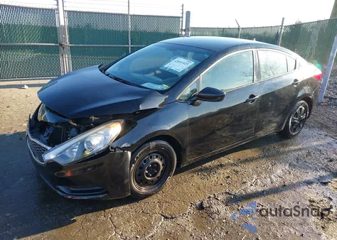 2016 Kia Forte Lx z USA, uszkodzony, nr VIN KNAFK4A67G5496777